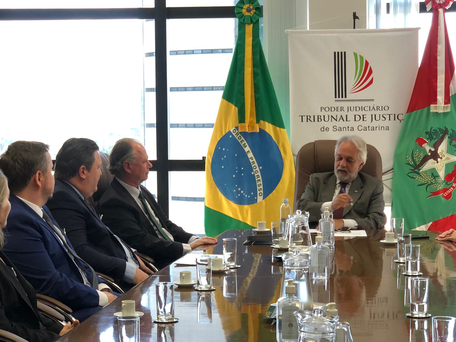 Tribunal de Justiça faz homenagem a 13 cartórios de SC com destaque em prêmio nacional 4 10962528