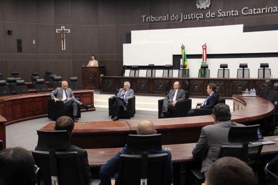 Nova Lei do FRJ simplifica arrecadação e fiscalização dos serviços extrajudiciais em SC 2 11157649