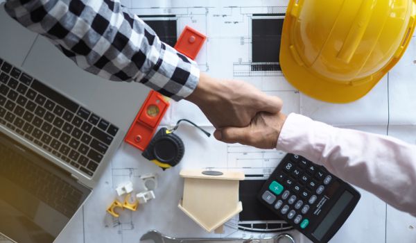 Choosing the Right Roofing Contractor in Wichita