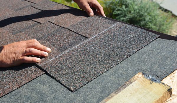 Types of Asphalt Shingles and Pros and Cons of Each for Homes in Wichita